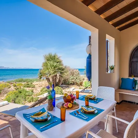 In With Sea View Holiday home